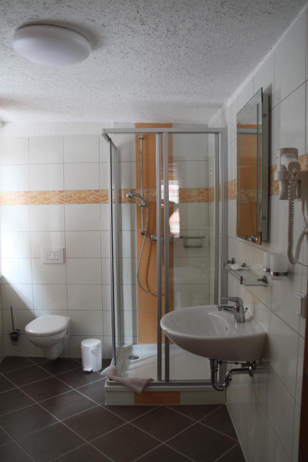 Hotel Zum Kanzler Stolberg  Ngoại thất bức ảnh